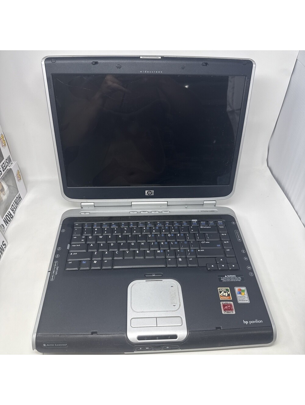 HP Pavilion zv6000 Laptop Windows XP Home Edition AS-IS Untested For Parts
